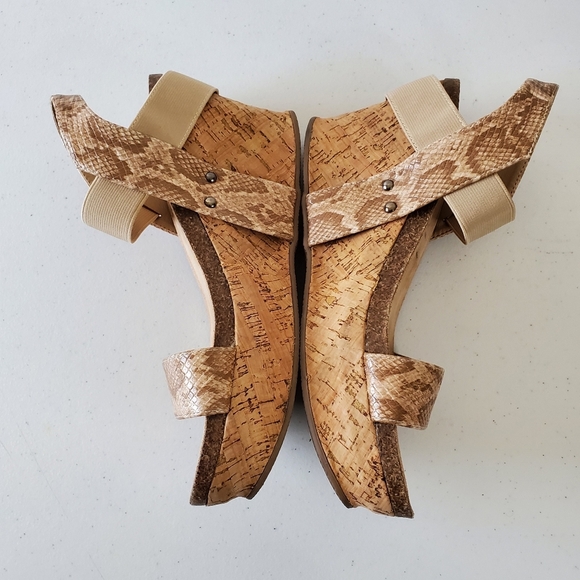 Beach by Matisse Point Break Platform Wedge Sandal Size 10 Snake Print Chunky - Picture 7 of 16